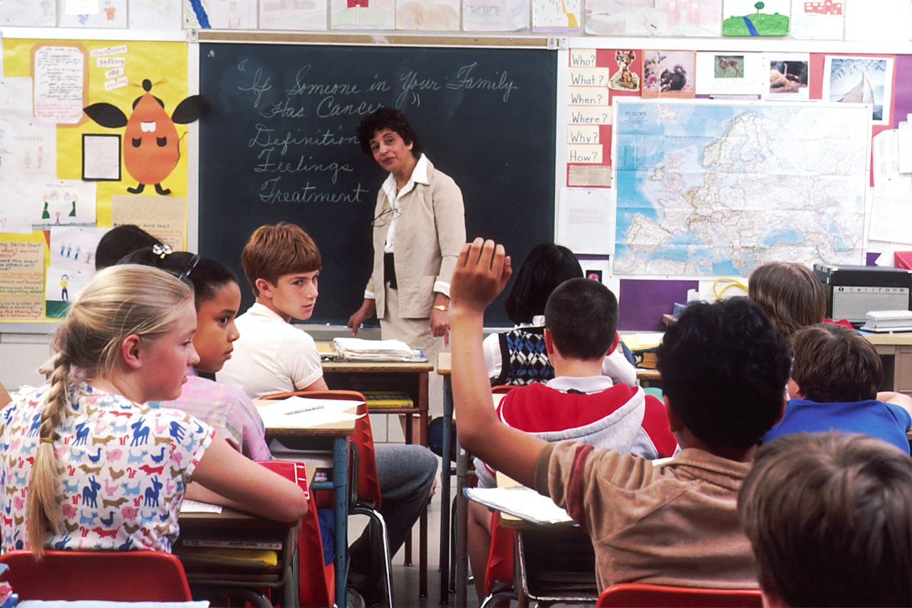 How To Talk To Your Child’s Teacher Without Tension